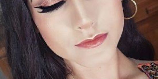 Imagem do grupo de WhatsApp Curso Maquiagem +35 Aulas