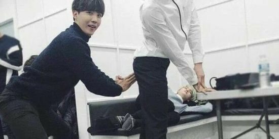 Imagem do grupo de WhatsApp Kpoper_ak