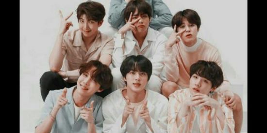 Imagem do grupo de WhatsApp •✨𝙱𝚃𝚂 𝙰𝚁𝙼𝚈𝚂✨•