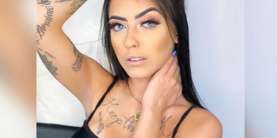 Imagem do grupo de WhatsApp Fãs da MC Mirella 💕