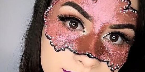 Imagem do grupo de WhatsApp Aprenda a se maquiar💄👩🏼‍🦰