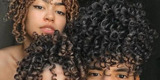 Imagem do grupo de WhatsApp Princesas e príncipes cacheados