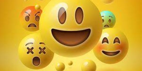 Imagem do grupo de WhatsApp Troca de Figurinhas🤹🏻‍♀️☺️