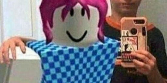 Imagem do grupo de WhatsApp ~SHITPOST~ KJJKKK