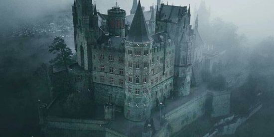 Imagem do grupo de WhatsApp ⚜️Strange School OFF⚜️