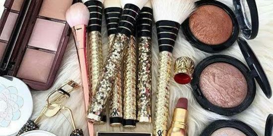 Imagem do grupo de WhatsApp Me Maquiando