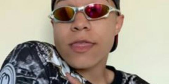 Imagem do grupo de WhatsApp Família enbaçado