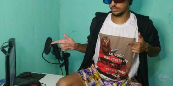 Imagem do grupo de WhatsApp 🚩🤡 SHITPOST 🤡🚩