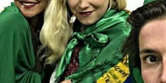 Imagem do grupo de WhatsApp The 100✨🐤