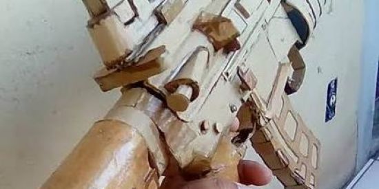 Imagem do grupo de WhatsApp Armas de papelão Br