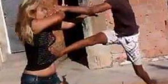 Imagem do grupo de WhatsApp AZUCRINADOS🤯🤬