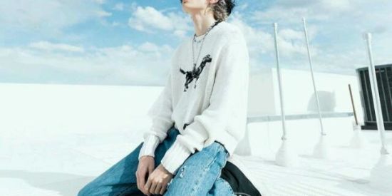 Imagem do grupo de WhatsApp ʜᴇʟᴘ ʀᴇᴠᴏʟᴜᴛɪᴏɴ 💛🎗️