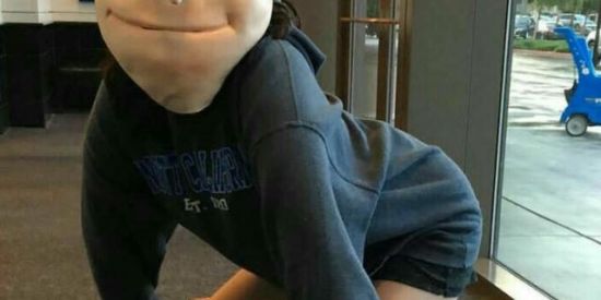 Imagem do grupo de WhatsApp Cornos🤡