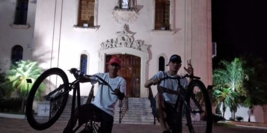 Imagem do grupo de WhatsApp Grupo do Tonyncarca🚲🥰😍