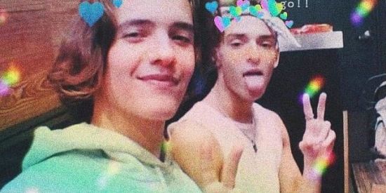 Imagem do grupo de WhatsApp Apenas Fãs de Nosh!🇨🇦🇺🇸❤️