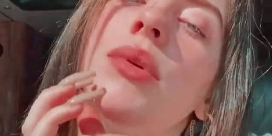 Imagem do grupo de WhatsApp 🥑 ᗩѴ🖤ƇᗩD💚S da Billie 🥑