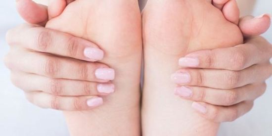 Imagem do grupo de WhatsApp Plástica nos pés📲💰