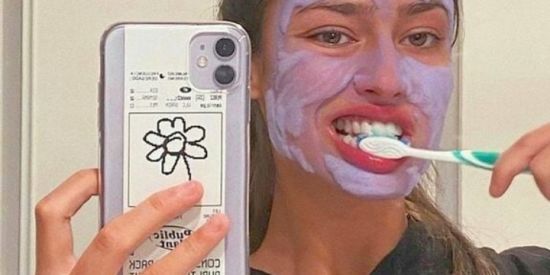 Imagem do grupo de WhatsApp @ENGAJA_COFFE ☕