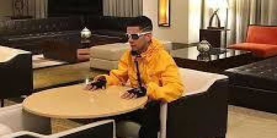 Imagem do grupo de WhatsApp language by doka