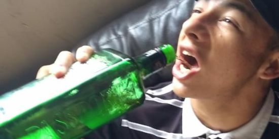 Imagem do grupo de WhatsApp Meu nome é cachaça Crl