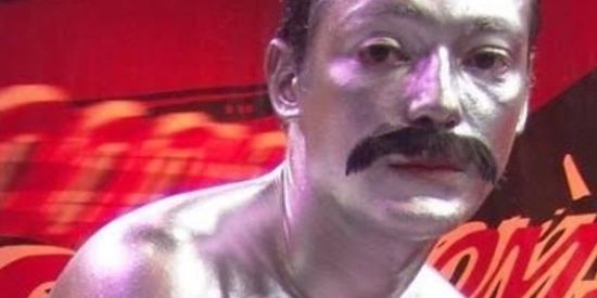 Imagem do grupo de WhatsApp Freddie Mercury prateado🐊