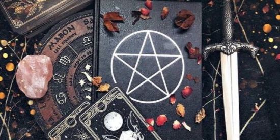 Imagem do grupo de WhatsApp Coven de Brasília 🔮