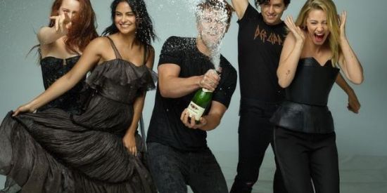 Imagem do grupo de WhatsApp riverdale♡シꨄ