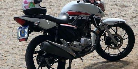 Imagem do grupo de WhatsApp Grau 244, só capote kkk