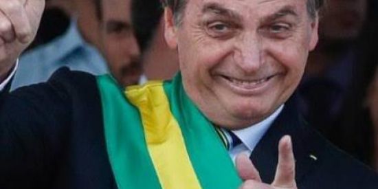 Imagem do grupo de WhatsApp M O R T O S • V I V O S 🤡