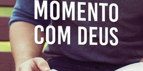 Imagem do grupo de WhatsApp MOMENTO COM DEUS 😇