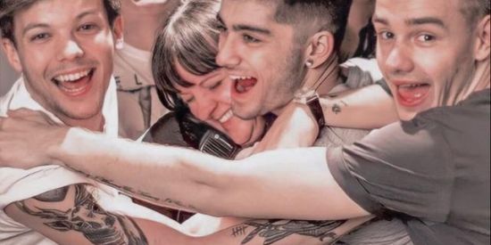 Imagem do grupo de WhatsApp ONE DIRECTION FÃS✨