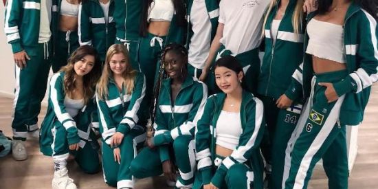 Imagem do grupo de WhatsApp House N.U 🦋✨