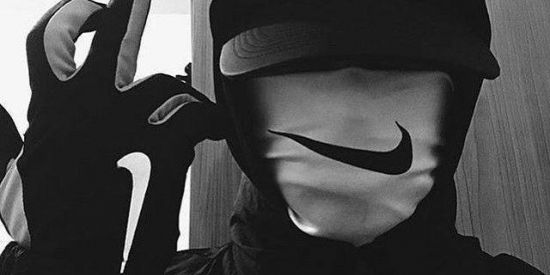 Imagem do grupo de WhatsApp ꧁ƗΜØŘŦΔŁ €ŁƗŦ€꧂