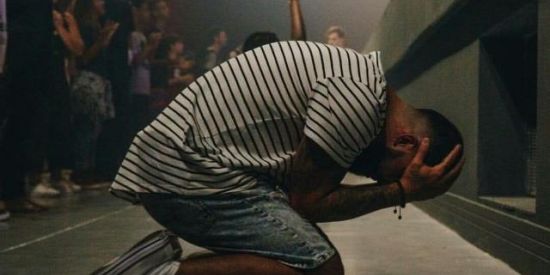 Imagem do grupo de WhatsApp Devocional dois jovens