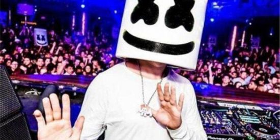 Imagem do grupo de WhatsApp ΔMIZΔDΣ 🤝🏼 ZUΣRΔ 🎭 MúSICΔ🔊