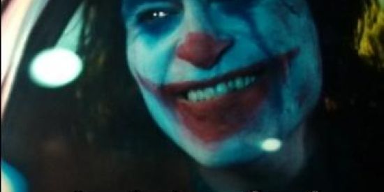 Imagem do grupo de WhatsApp AQUI NINGUÉM É NORMAL🍃❤️🐦