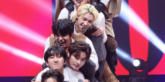 Imagem do grupo de WhatsApp ♥️Stay ♥️