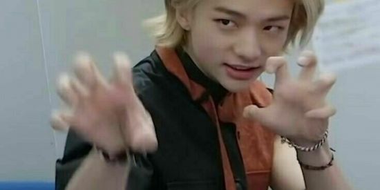 Imagem do grupo de WhatsApp 𝙒𝙚𝙗𝙣𝙖𝙢𝙤𝙧𝙤(𝙆𝙥𝙤𝙥)🎻♚