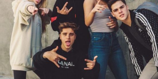 Imagem do grupo de WhatsApp Tanto faz 🖕🏻