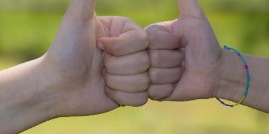 Imagem do grupo de WhatsApp Amizades multiplicada