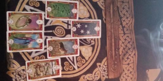 Imagem do grupo de WhatsApp Tarot e baralho cigano