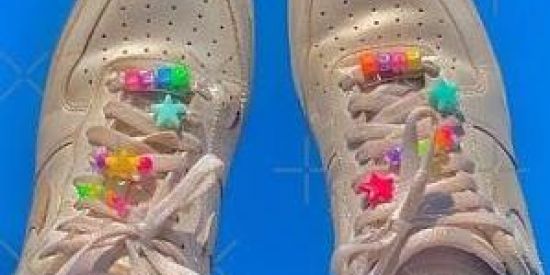 Imagem do grupo de WhatsApp Só meninas bios