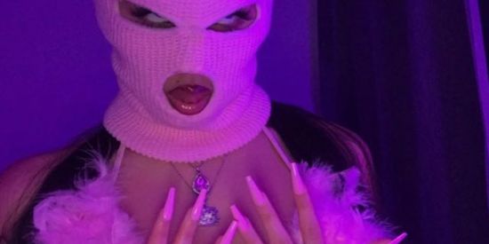 Imagem do grupo de WhatsApp pv delas✨🧚🏻