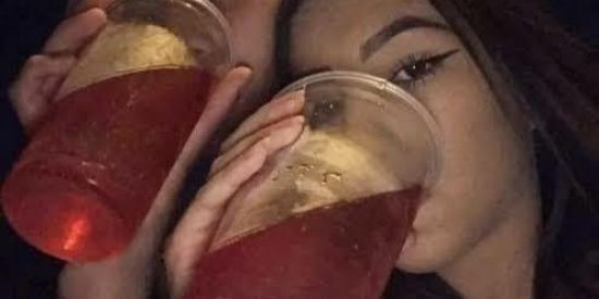 Imagem do grupo de WhatsApp 『🥤🅰🅼🅸🅶🆄🅸🅽🅷🅾🆂🍬』