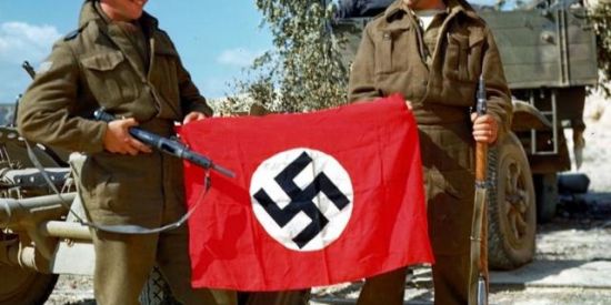 Imagem do grupo de WhatsApp NSDAP--NAZI ࿕᭄