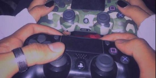 Imagem do grupo de WhatsApp Namoro entre loucos e loucas ❤️