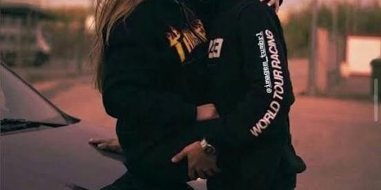 Imagem do grupo de WhatsApp Fazendo casal adolescente