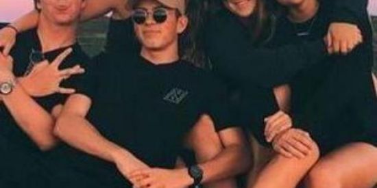 Imagem do grupo de WhatsApp ✨animes,jogos e Netflix✨