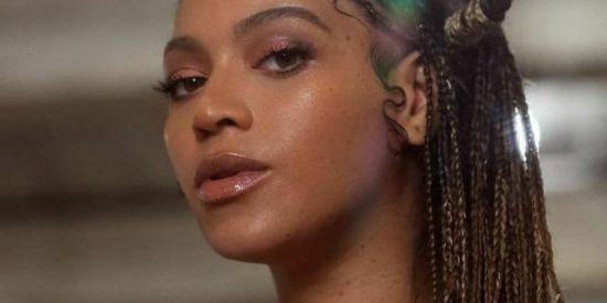 Imagem do grupo de WhatsApp Bee hive👑