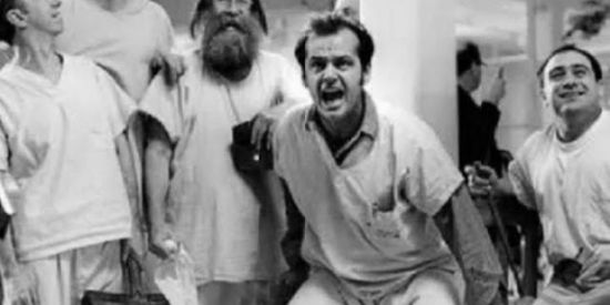 Imagem do grupo de WhatsApp Aqui todos somos loucos